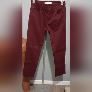 Elegant Burgundy Trousers Levi PreOwned